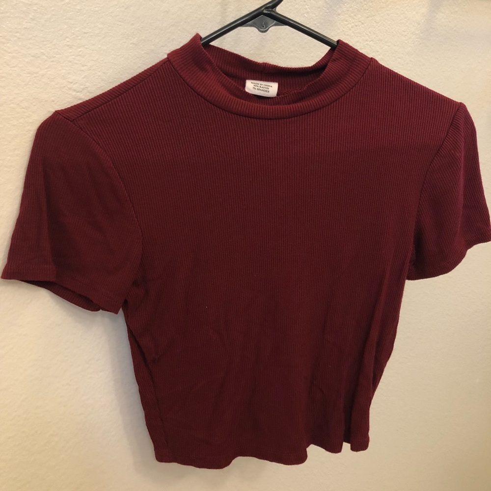 2 turtleneck crop tops 1 tye dye crop top